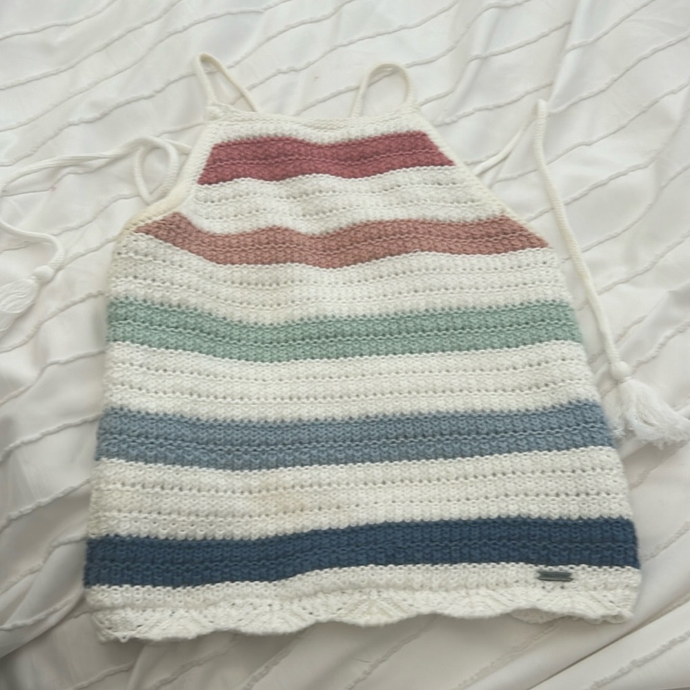 Hollister top